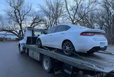 Emergency Towing in Aurora When You’re Alone Now
